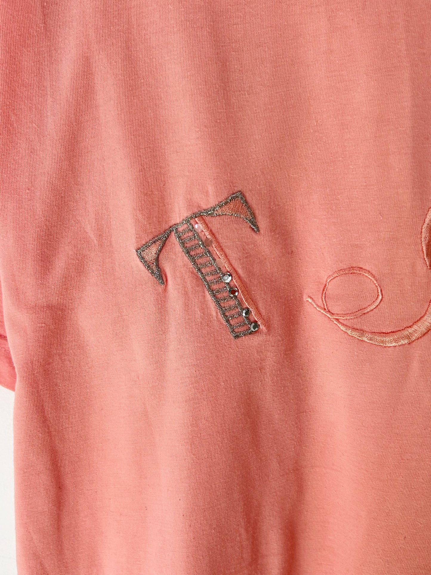 90s Coral Embroidered Oversized T-Shirt Size 38