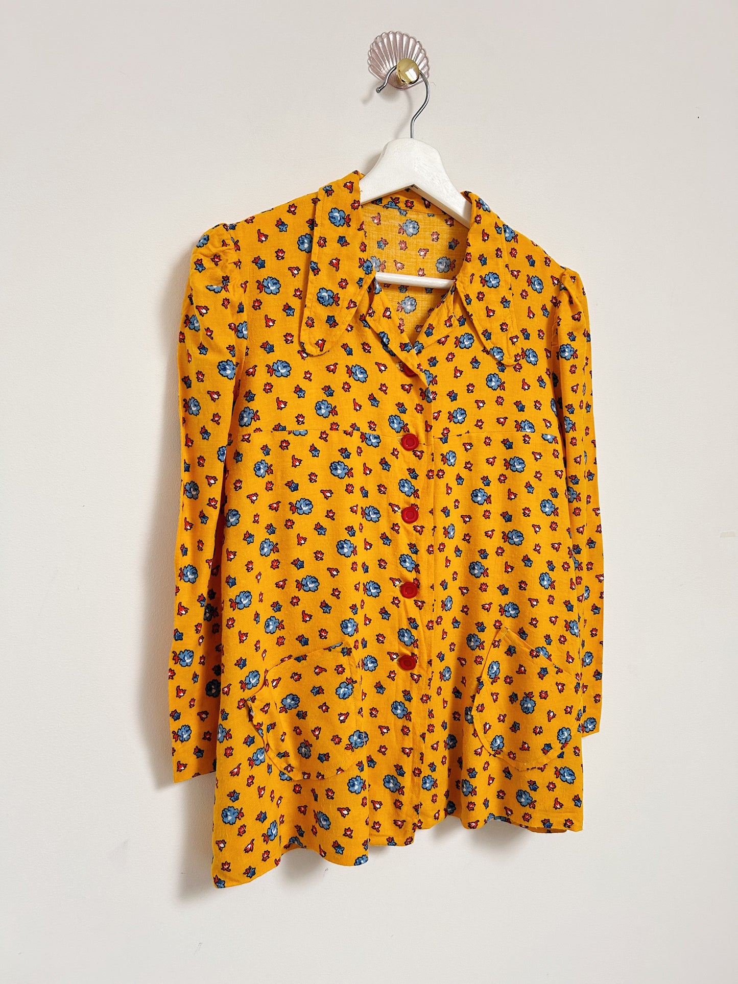 70s blue and orange floral shirt Size 34