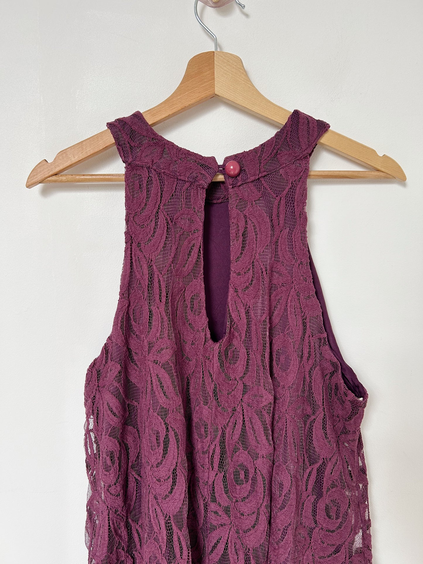 Purple lace dress Size 38