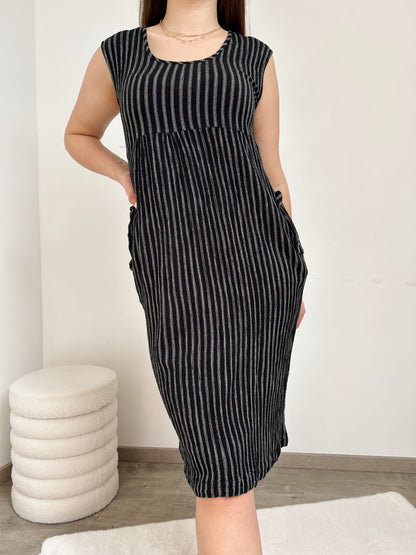 90s black and white striped dress Size 36