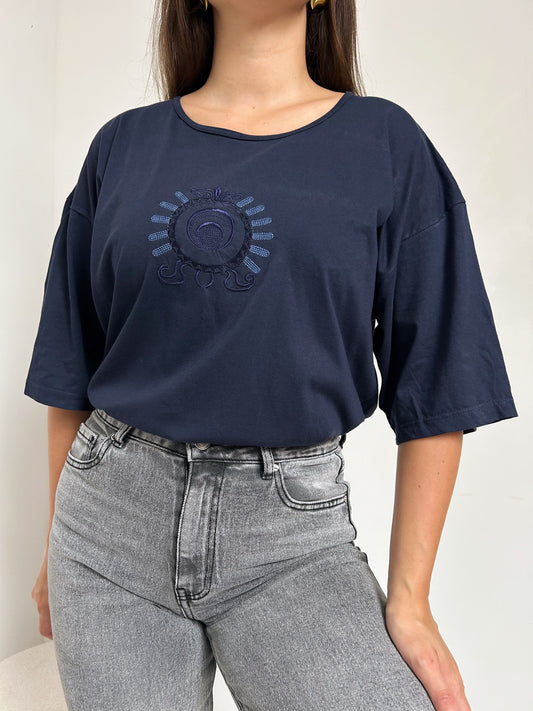 Navy Blue Embroidered 90s T-Shirt Size 38 to 42