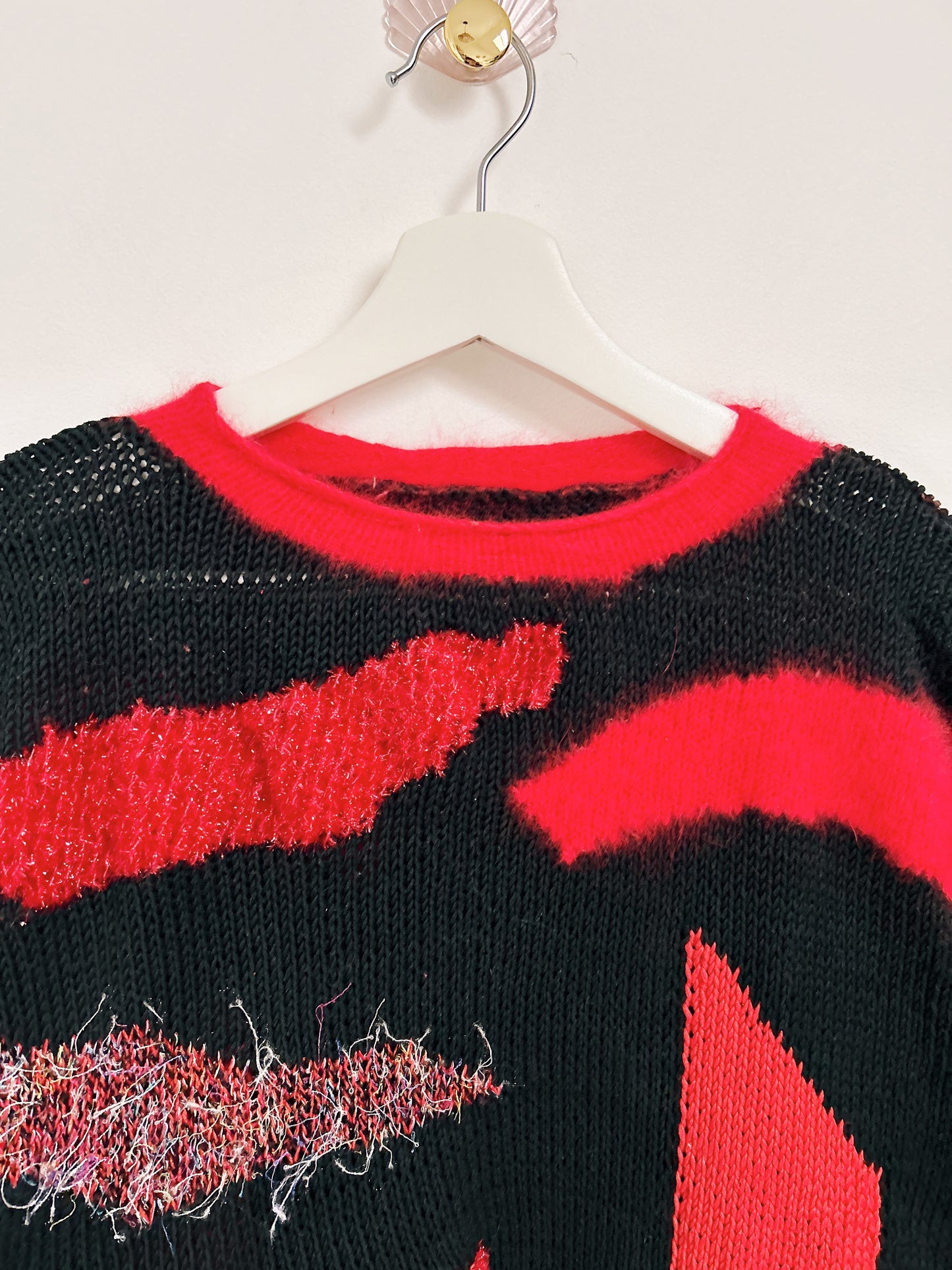 Pull oversize noir et rouge 90s Taille 38/40