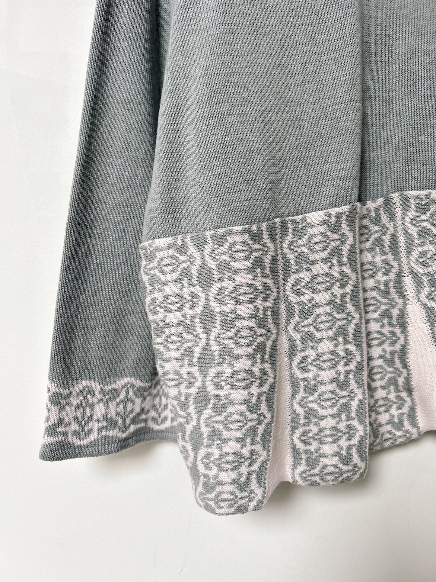 Cardigan gris à motifs vintage Taille 44