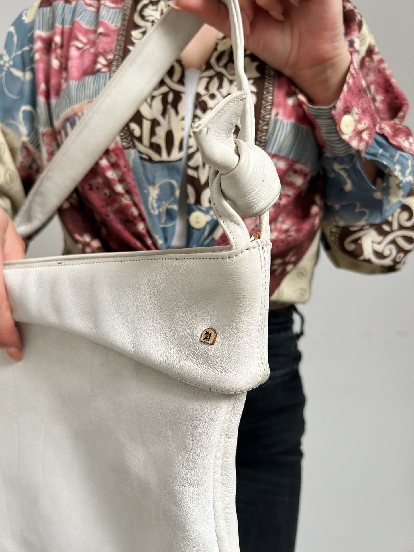 Sac à main blanc en cuir 70s