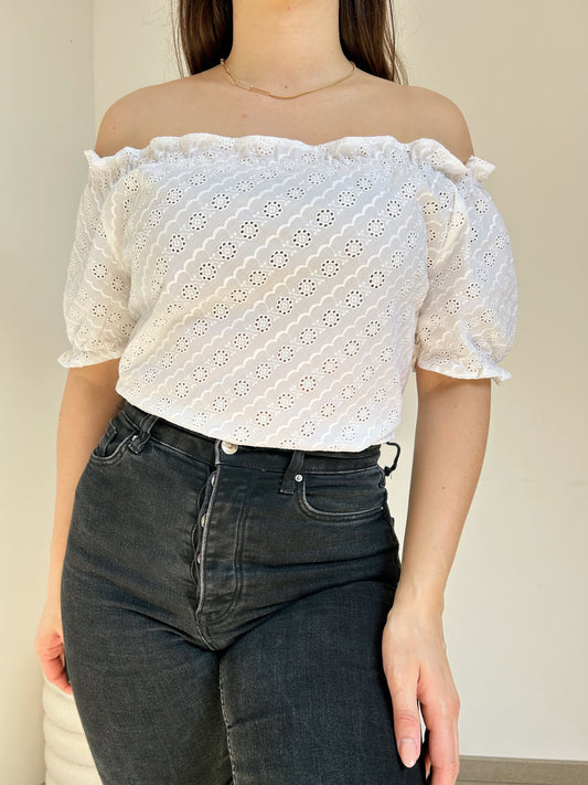 90s Embroidered Off Shoulder Blouse Size 40