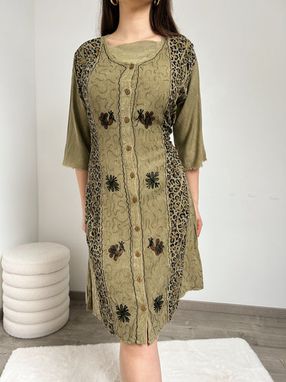 90s embroidered khaki dress Size 40