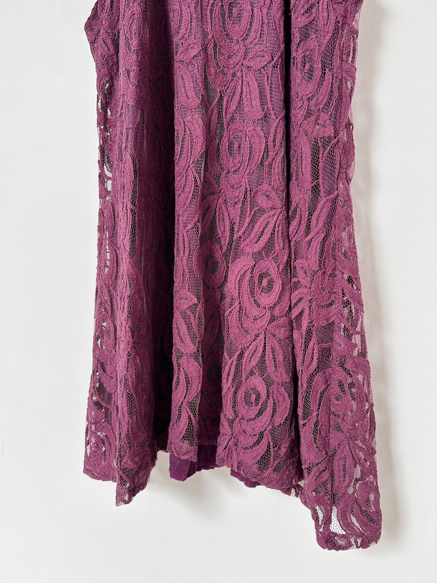 Purple lace dress Size 38