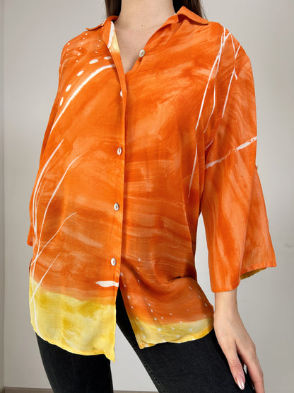 Orange oversized shirt with 90s patterns Size 36 to 40