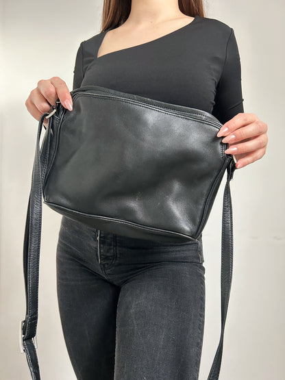 Sac bandoulière en cuir noir 80s