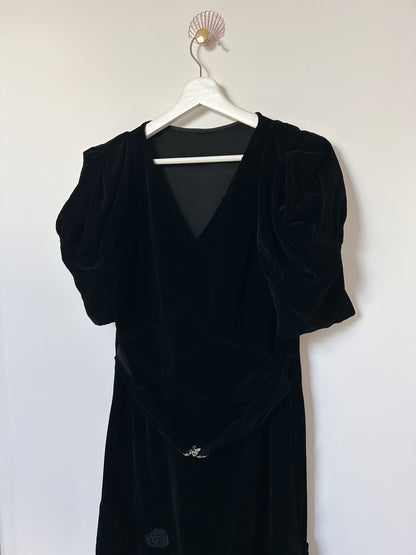 Long black velvet dress 70s Size 40