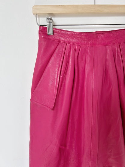 Jupe en cuir fushia 80s Taille 34