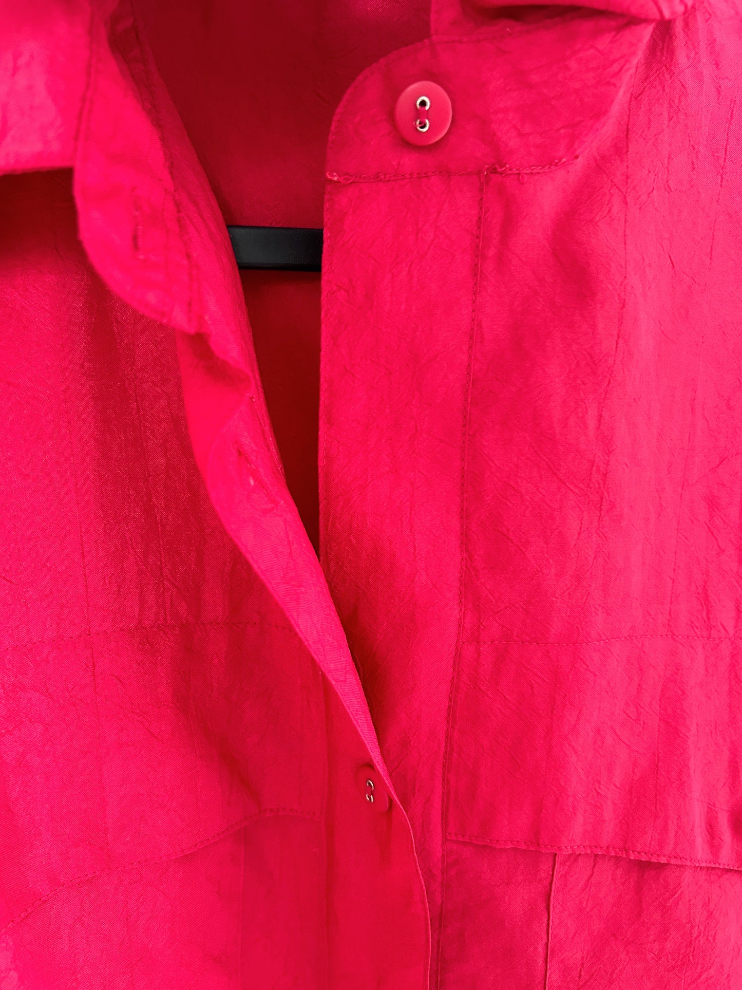 Chemise oversize rouge satiné 90s Taille 40