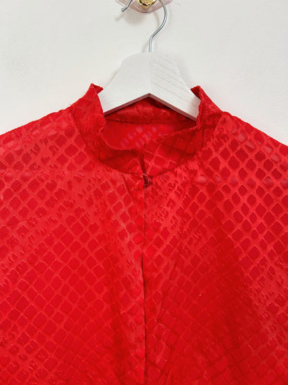 Blouse transparente rouge métallisée vintage Taille 38