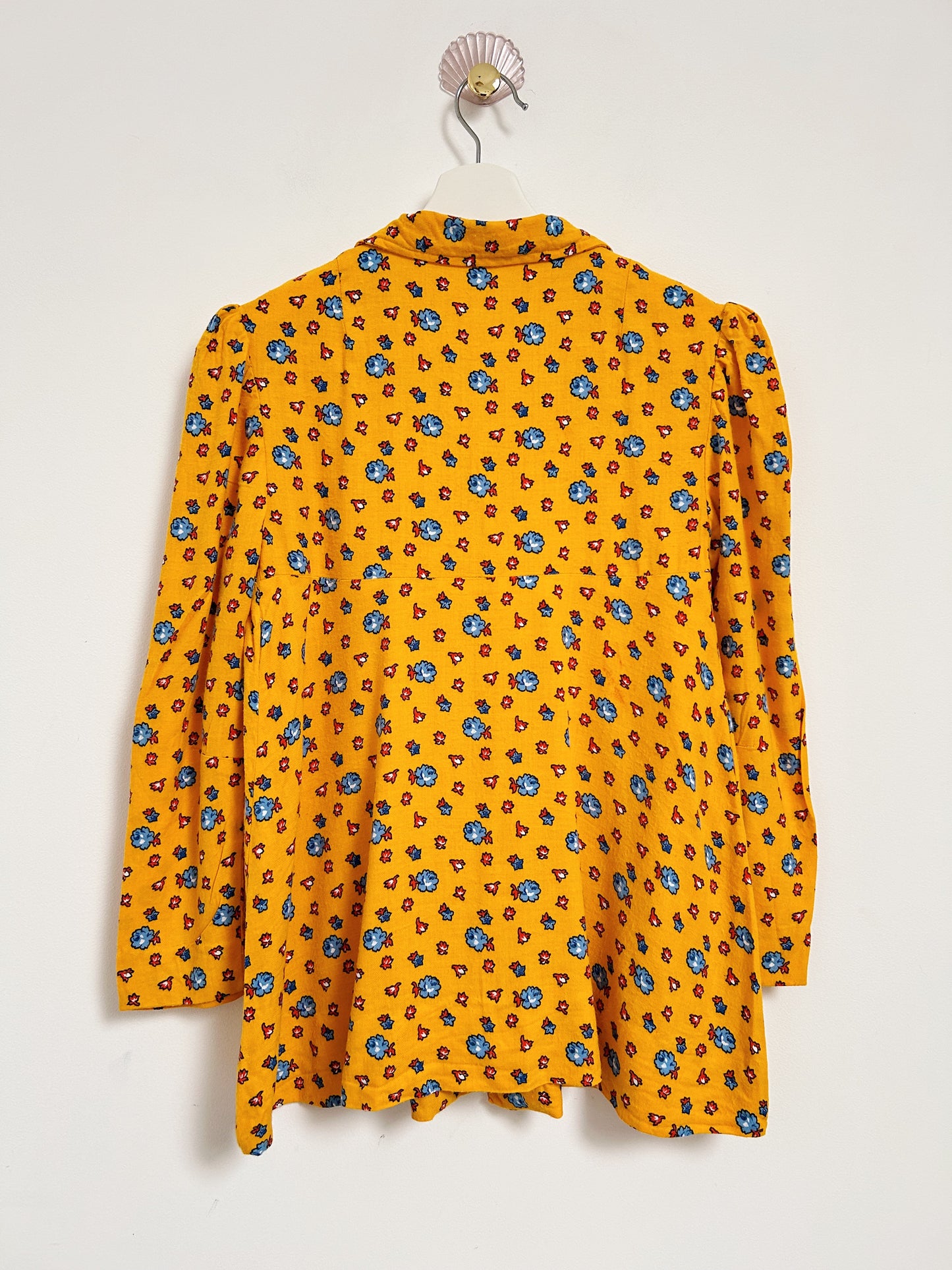 70s blue and orange floral shirt Size 34