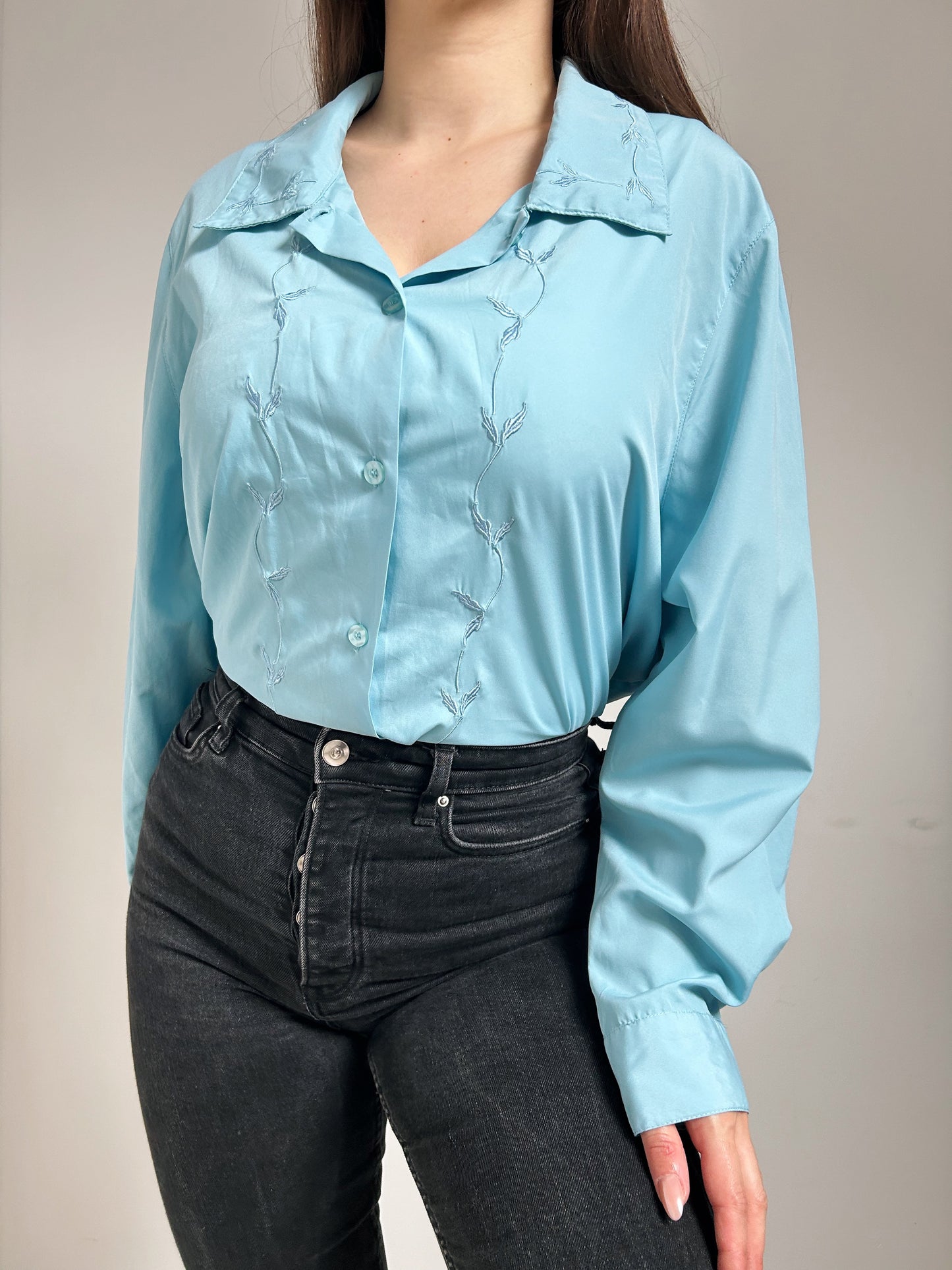 Chemise bleu brodée 90s Taille 42