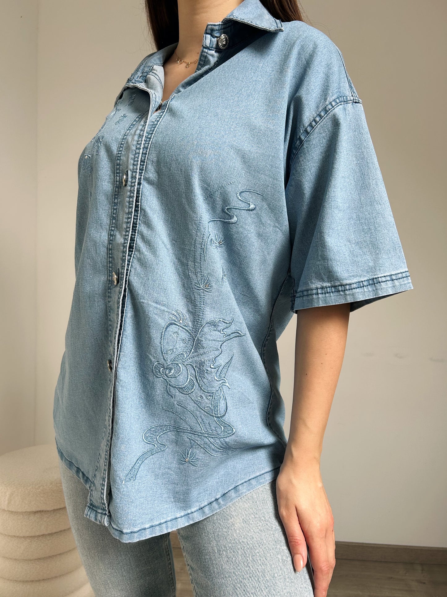 Chemise en jean brodée 90s Taille 40/42