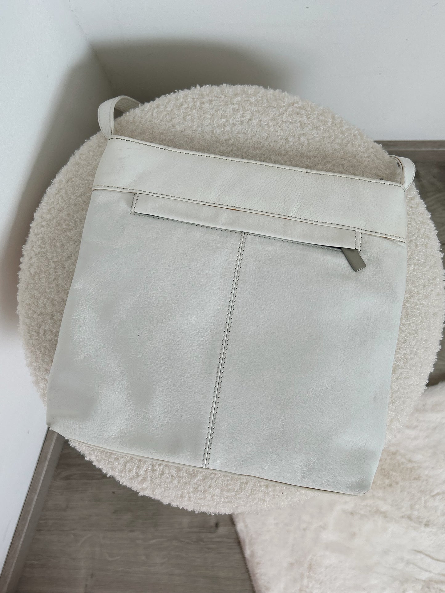 Sac bandoulière en cuir blanc 80s