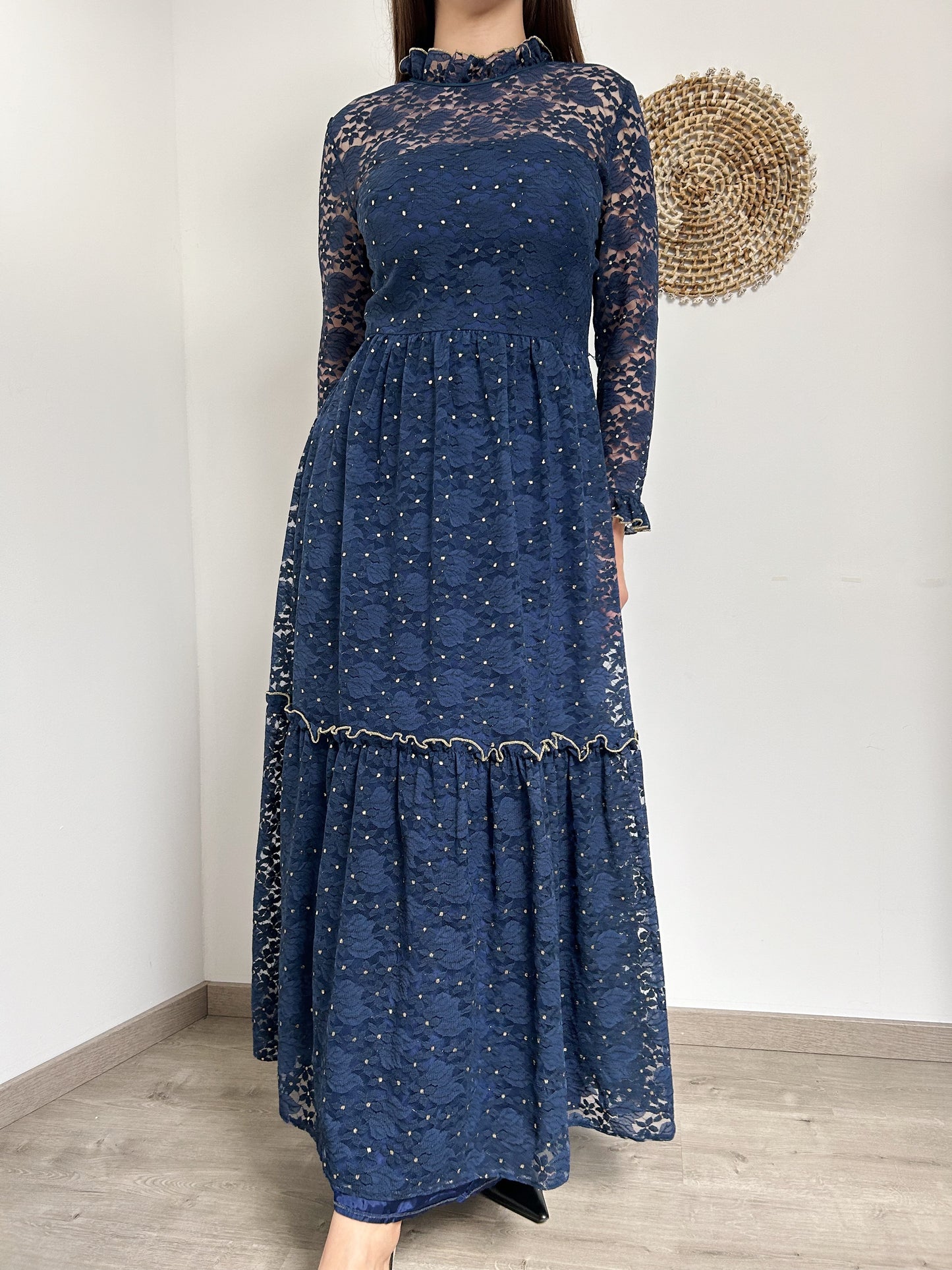 Dark blue lace dress with gold 70s Size 38