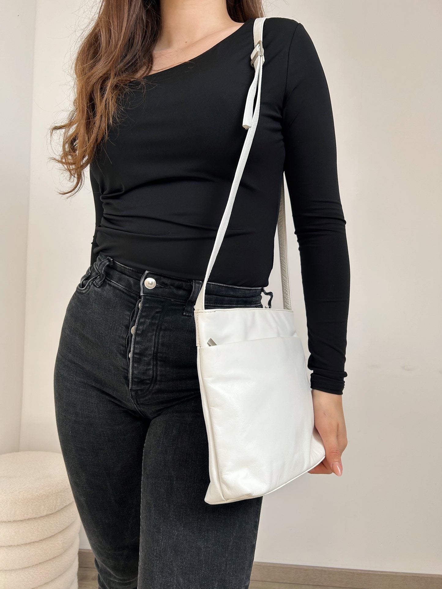 Sac bandoulière en cuir blanc 80s