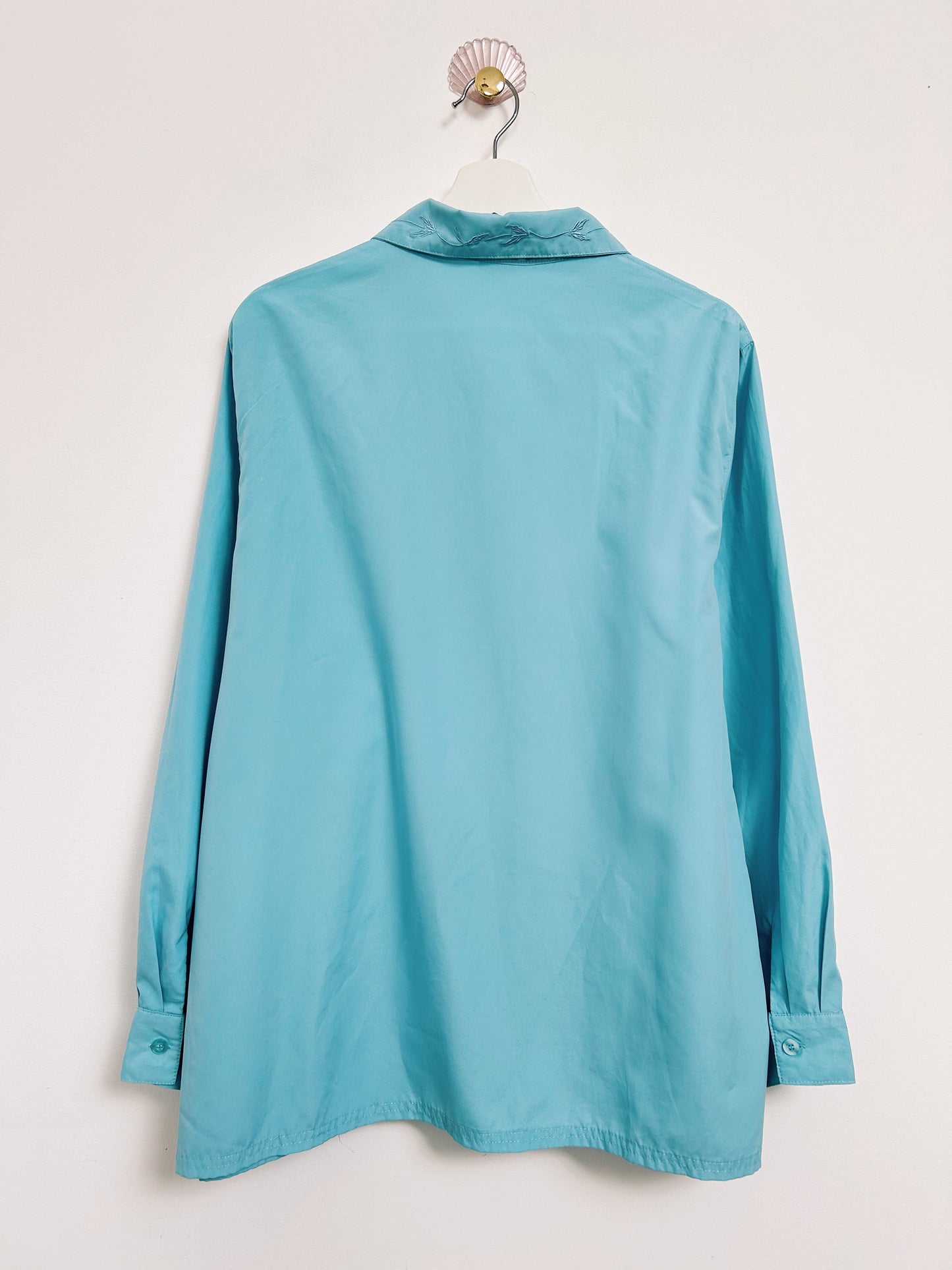 Chemise bleu brodée 90s Taille 42