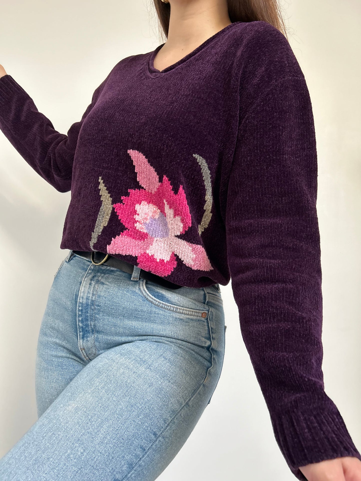 Pull en velours violet avec fleur 90s Taille 38/40