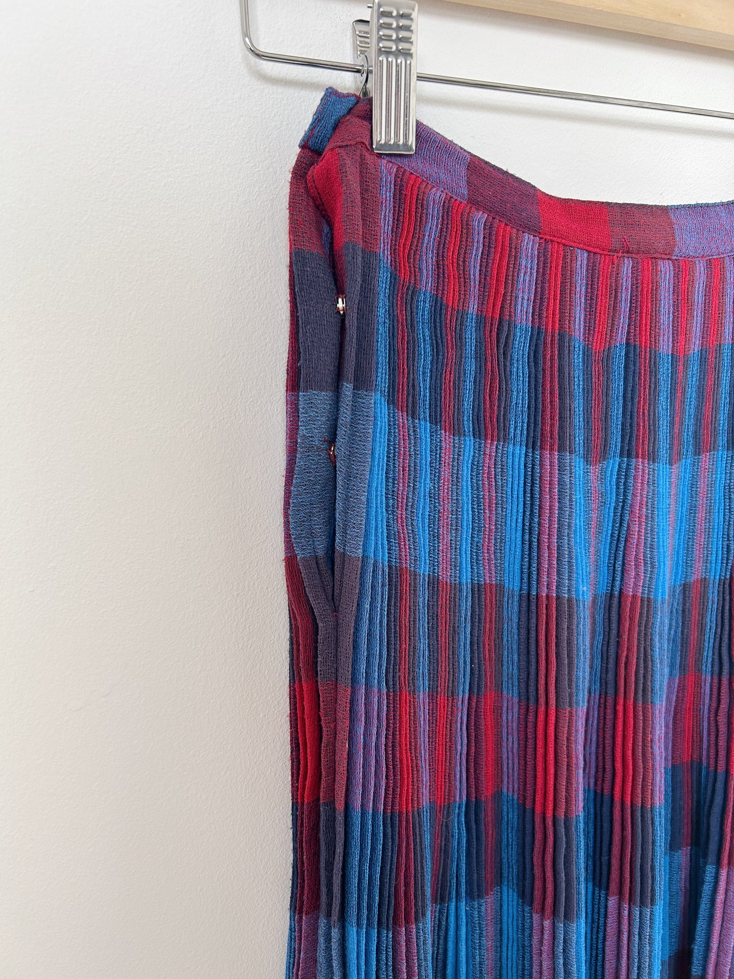 Long pleated plaid skirt 80s Size 34