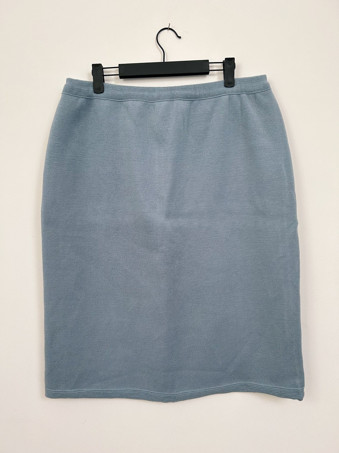 Light blue 90s knit mid-length skirt Size 44