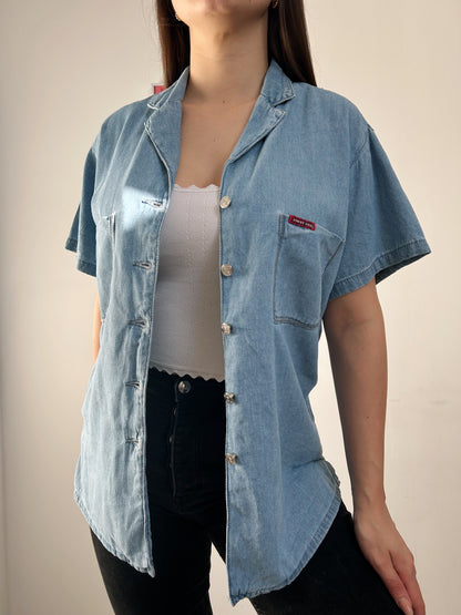 Chemise oversize manches courtes en jean bleu clair 90s Taille 36/38