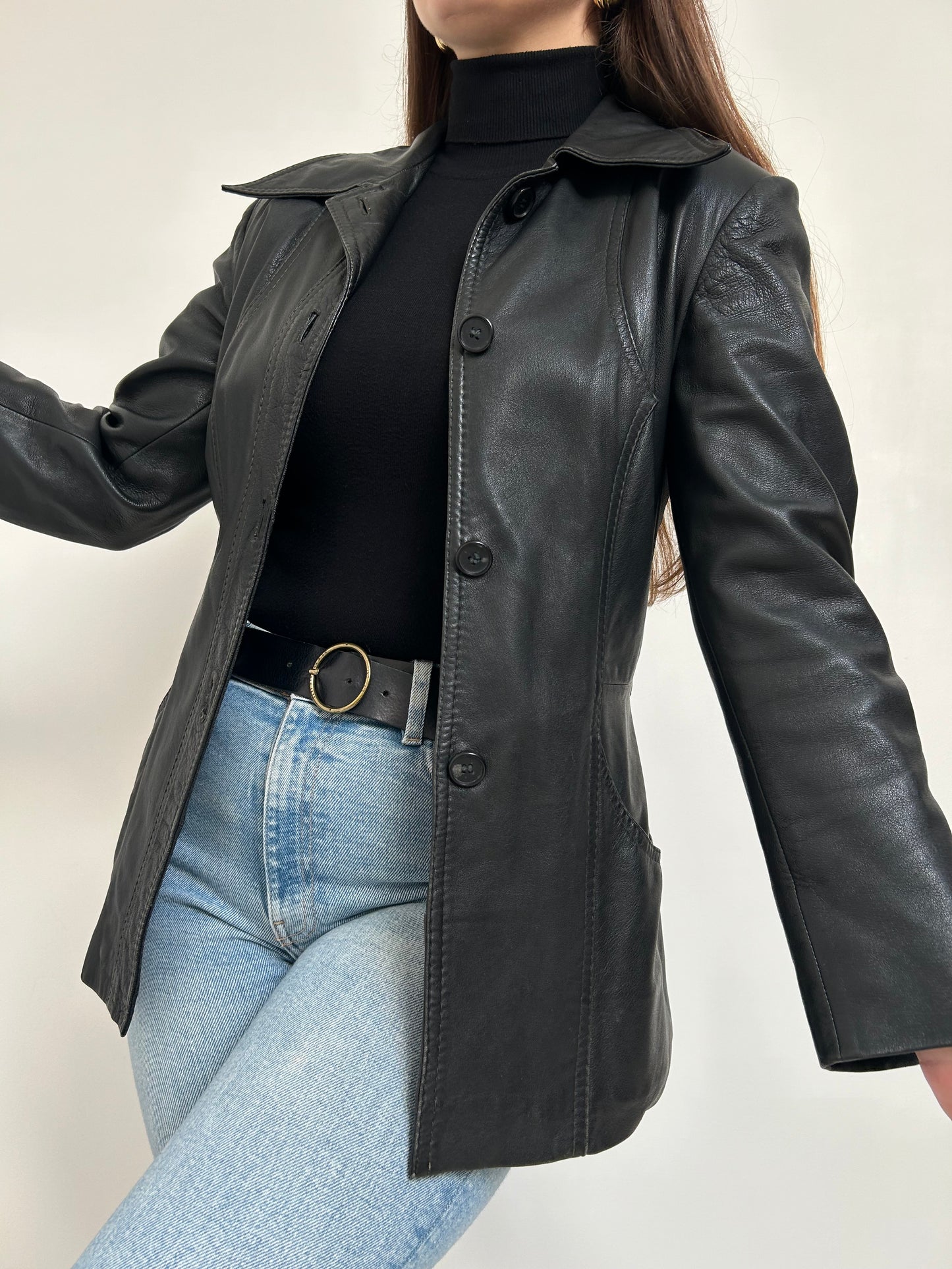 Veste en cuir cintrée noir 70s Taille 36/38