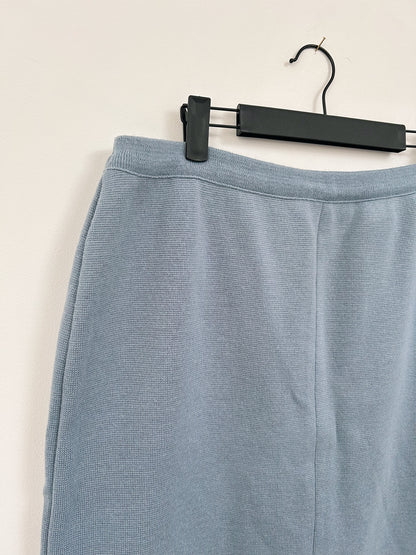 Light blue 90s knit mid-length skirt Size 44