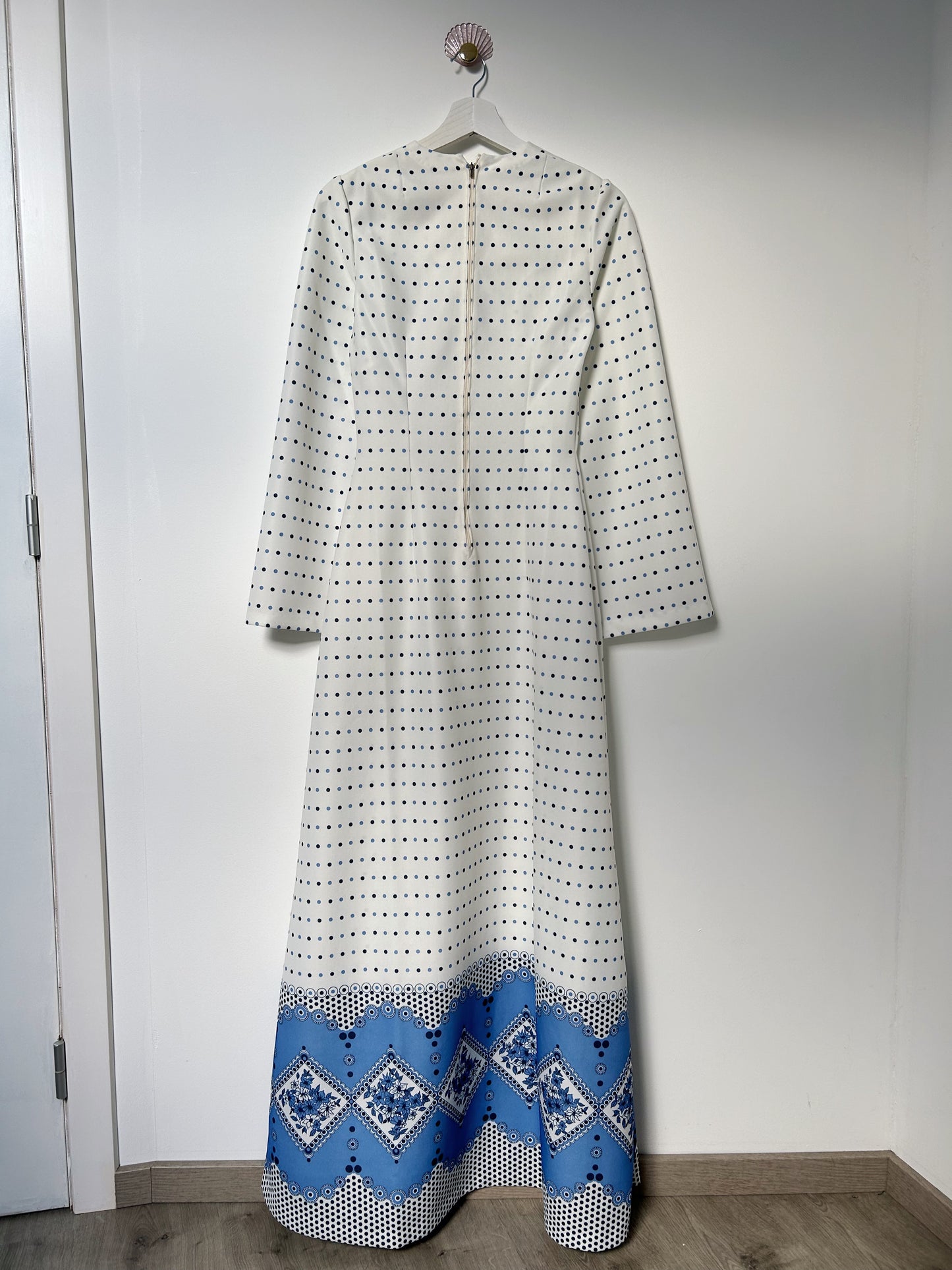 70s white and blue polka dot dress Size 34