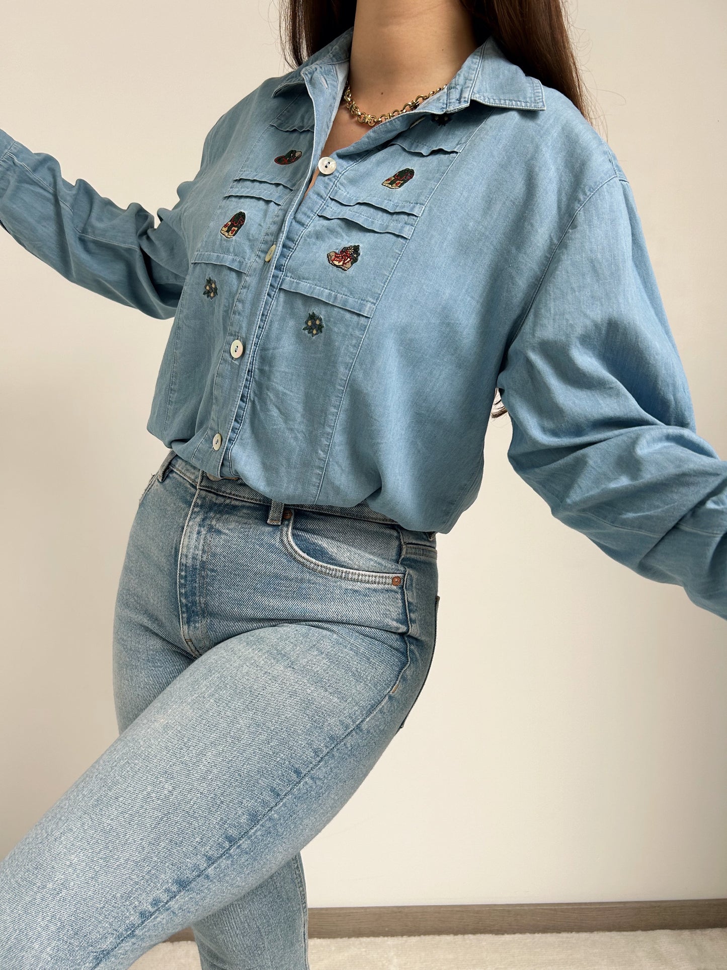 90s Embroidered Denim Shirt Size 38