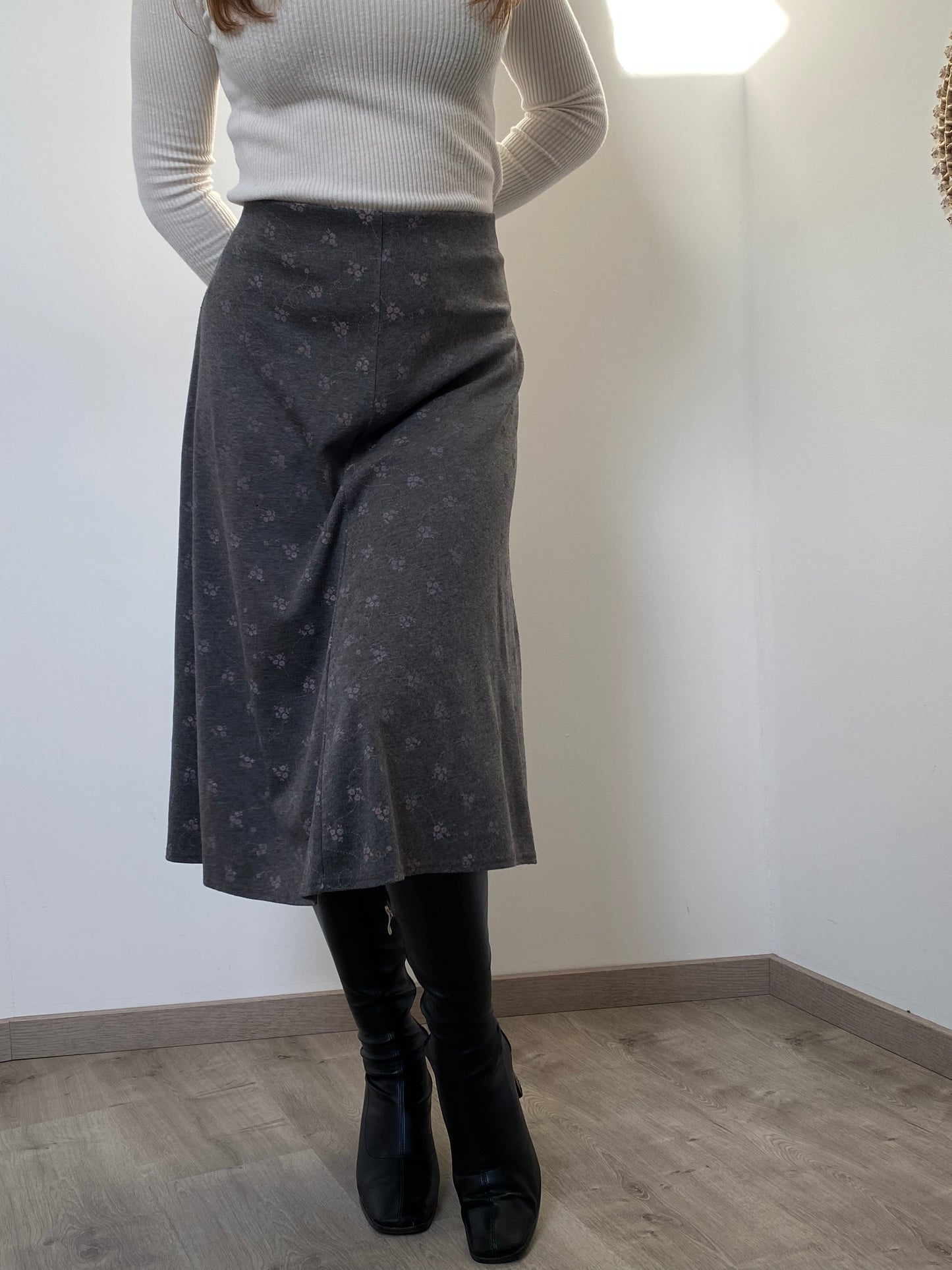 90s Grey Flared Knit Skirt Size 42