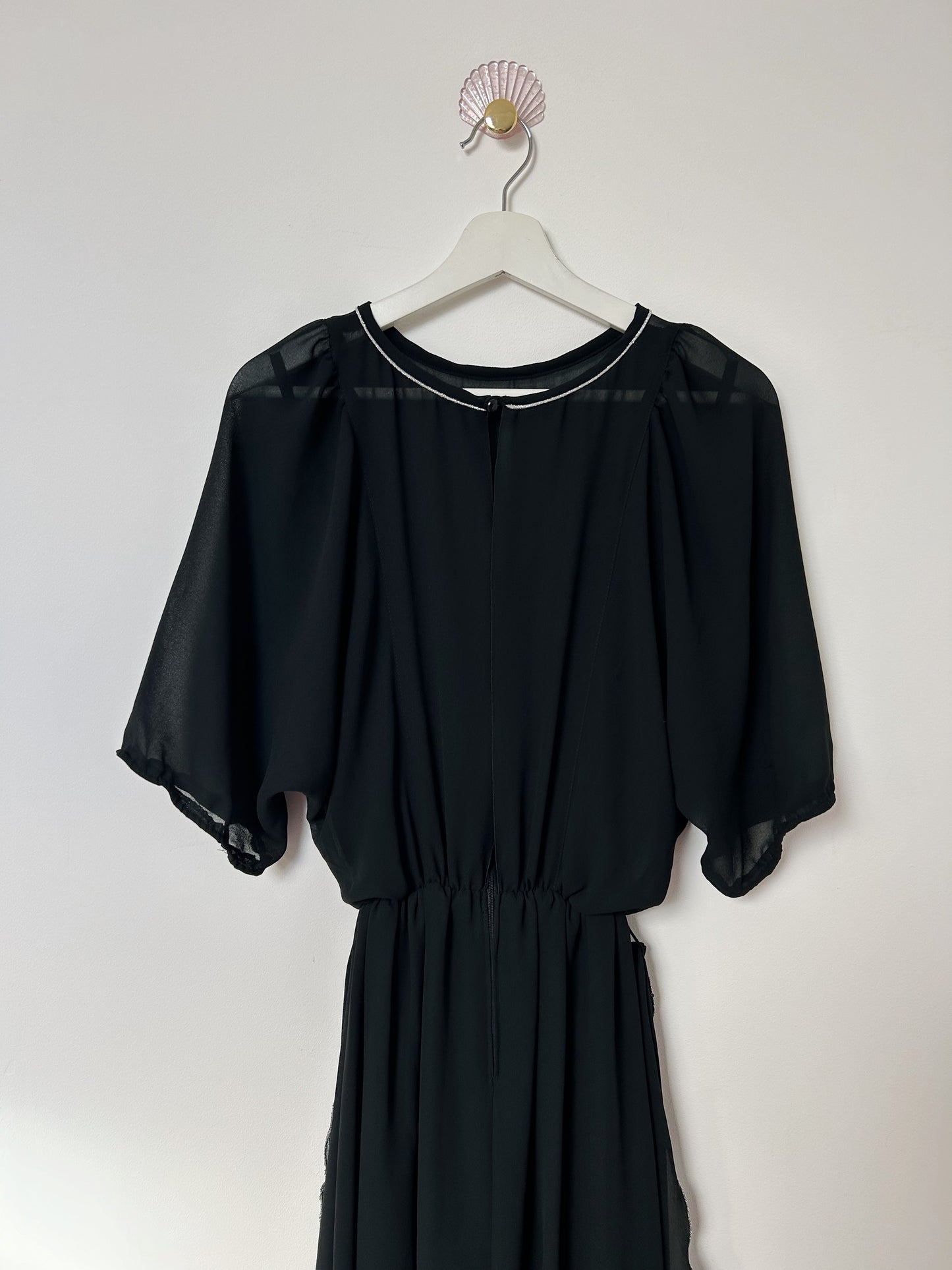 Longue robe noire avec transparence 70s Taille 36